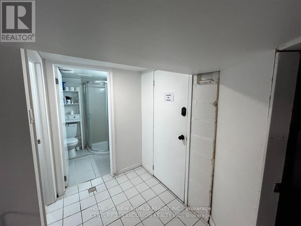 Bsmt Rm 2 - 46 Arnold Street, Hamilton, ON - Indoor