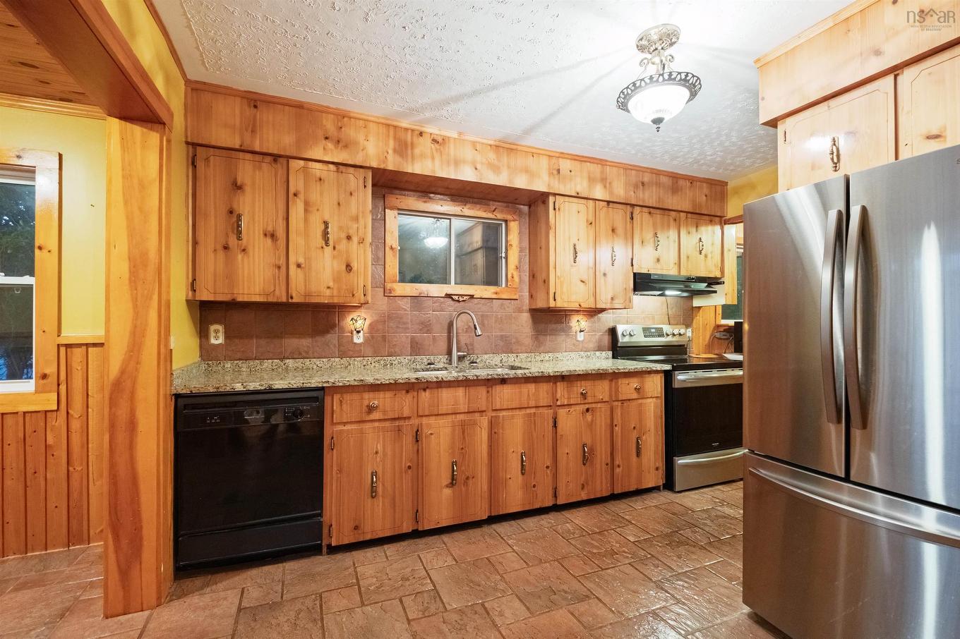 1645 St. Margaret'S Bay Road, Timberlea, NS