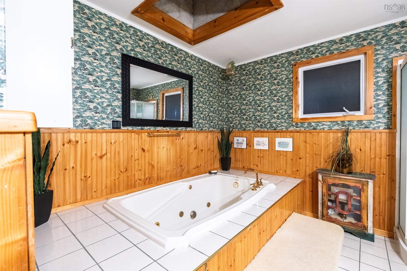 1645 St. Margaret'S Bay Road, Timberlea, NS