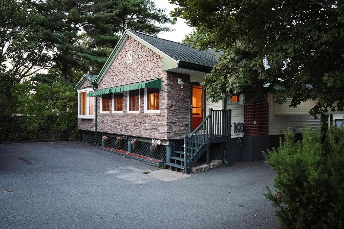 1645 St. Margaret'S Bay Road, Timberlea, NS