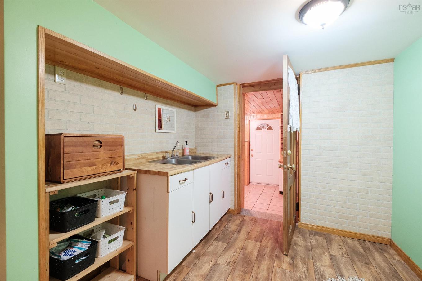 1645 St. Margaret'S Bay Road, Timberlea, NS