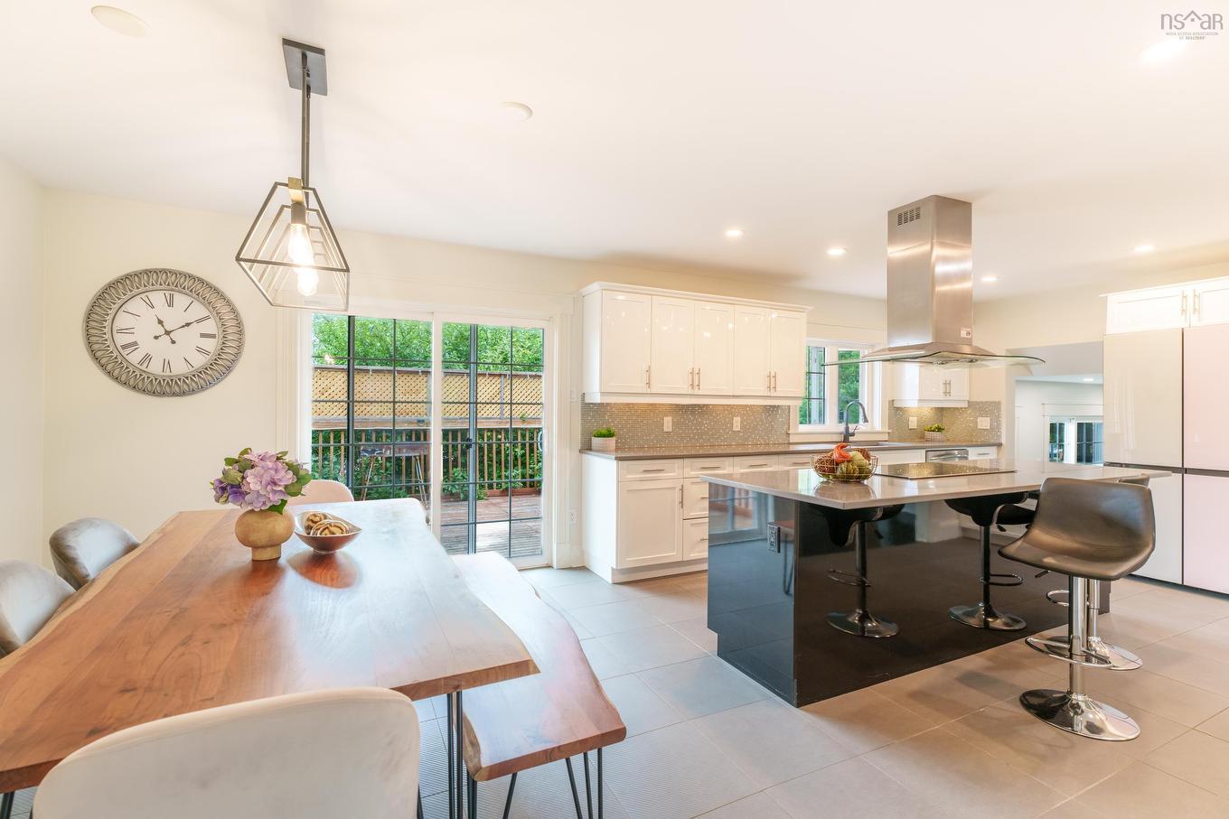 11 Laurentian Drive, Halifax, NS