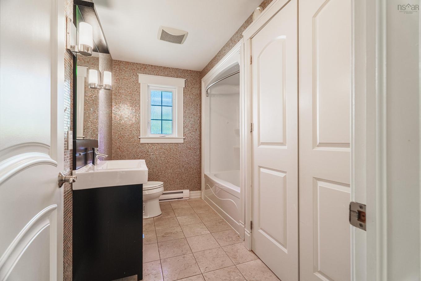 11 Laurentian Drive, Halifax, NS