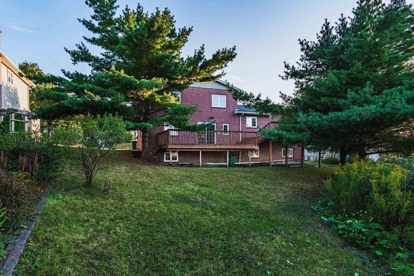 11 Laurentian Drive, Halifax, NS