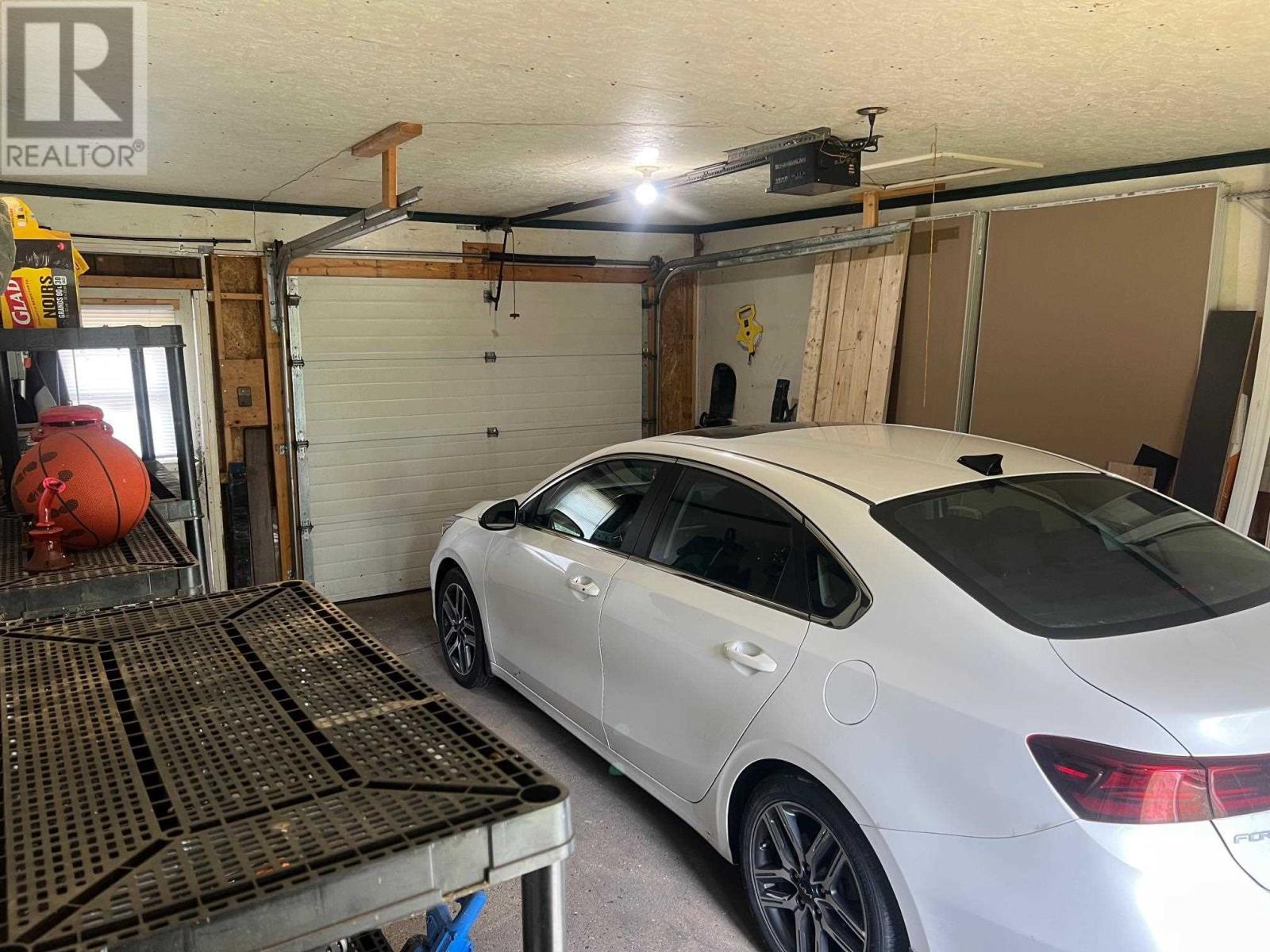 21 Eley Rd, Iron Bridge, ON - Indoor Photo Showing Garage