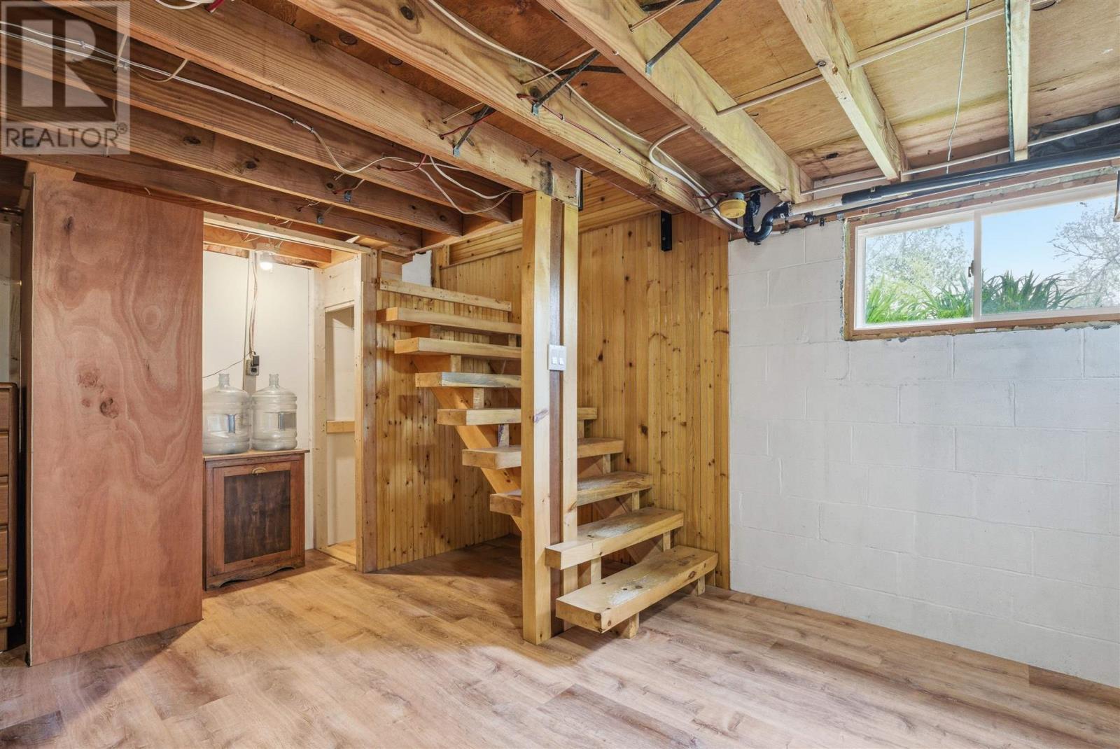 21 Eley Rd, Iron Bridge, ON - Indoor Photo Showing Basement