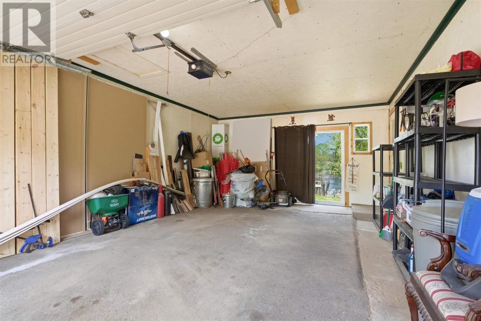 21 Eley Rd, Iron Bridge, ON - Indoor