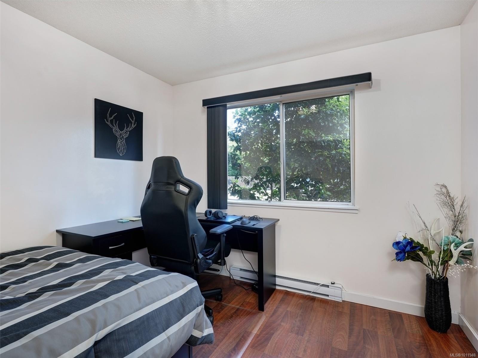 5-6110 Seabroom Rd, Sooke, BC