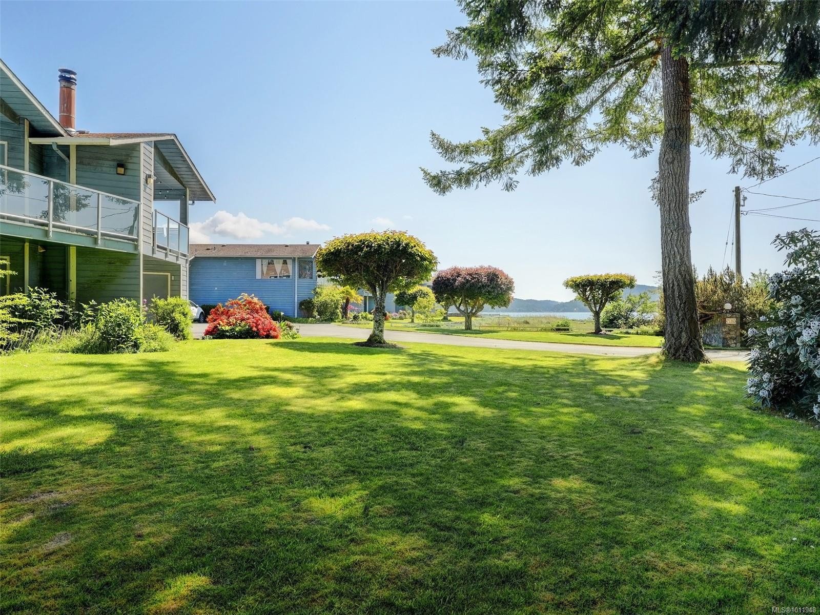 5-6110 Seabroom Rd, Sooke, BC