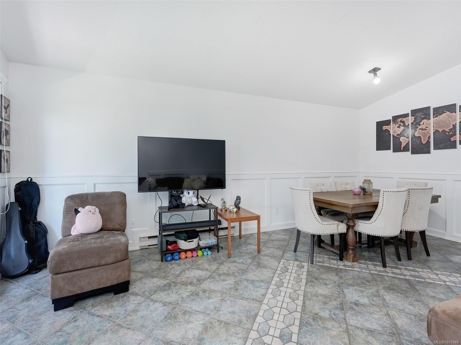 5-6110 Seabroom Rd, Sooke, BC