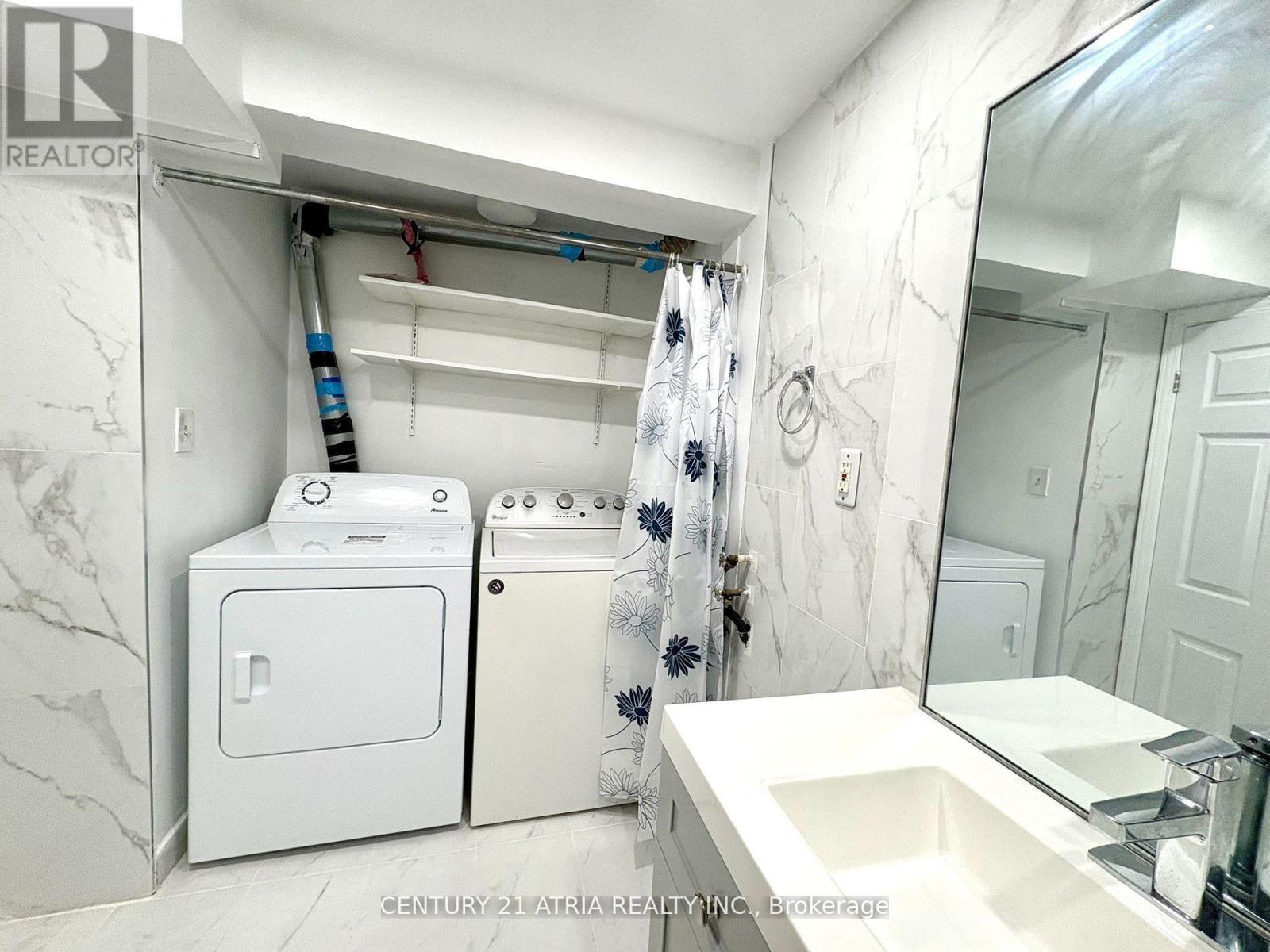 Bsmt - 508 Lightfoot Place, Pickering, ON - Indoor Photo Showing Laundry Room