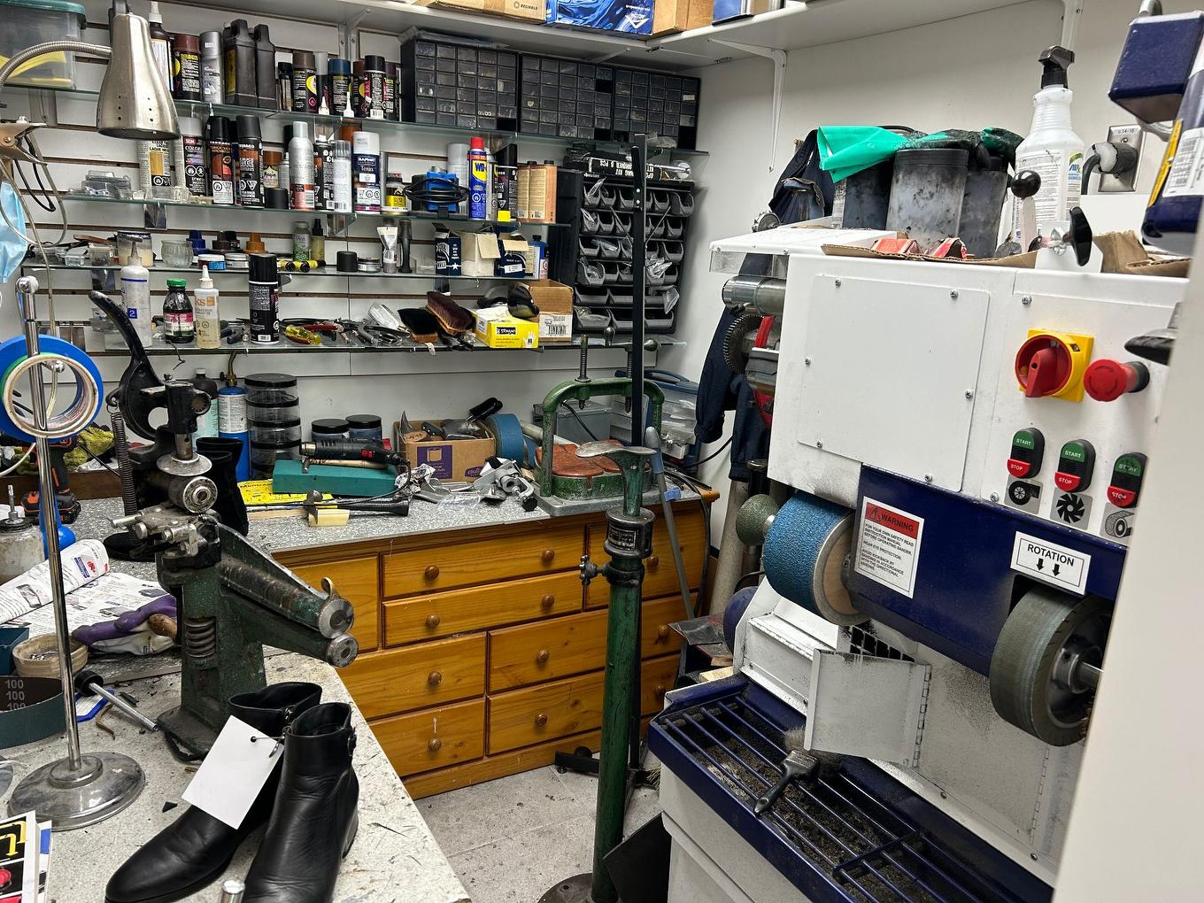 Commerce - Ss2-15-800 Rue Du Square-Victoria, Montréal (Ville-Marie), QC