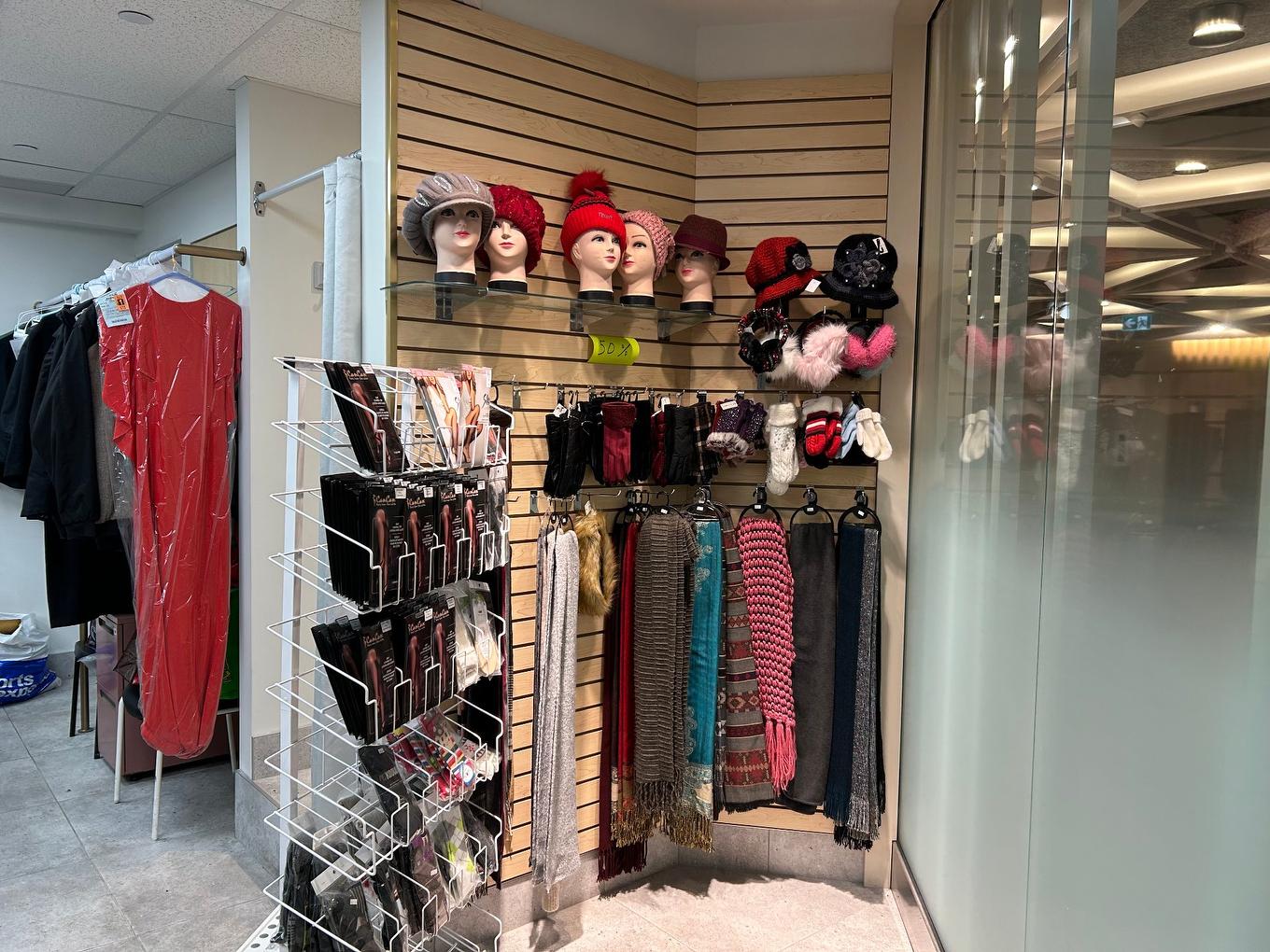 Commerce - Ss2-15-800 Rue Du Square-Victoria, Montréal (Ville-Marie), QC