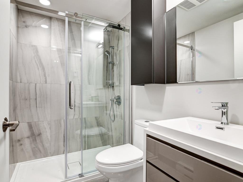 Bathroom - 307-1288 Rue St-Antoine O., Montréal (Ville-Marie), QC - Indoor Photo Showing Bathroom