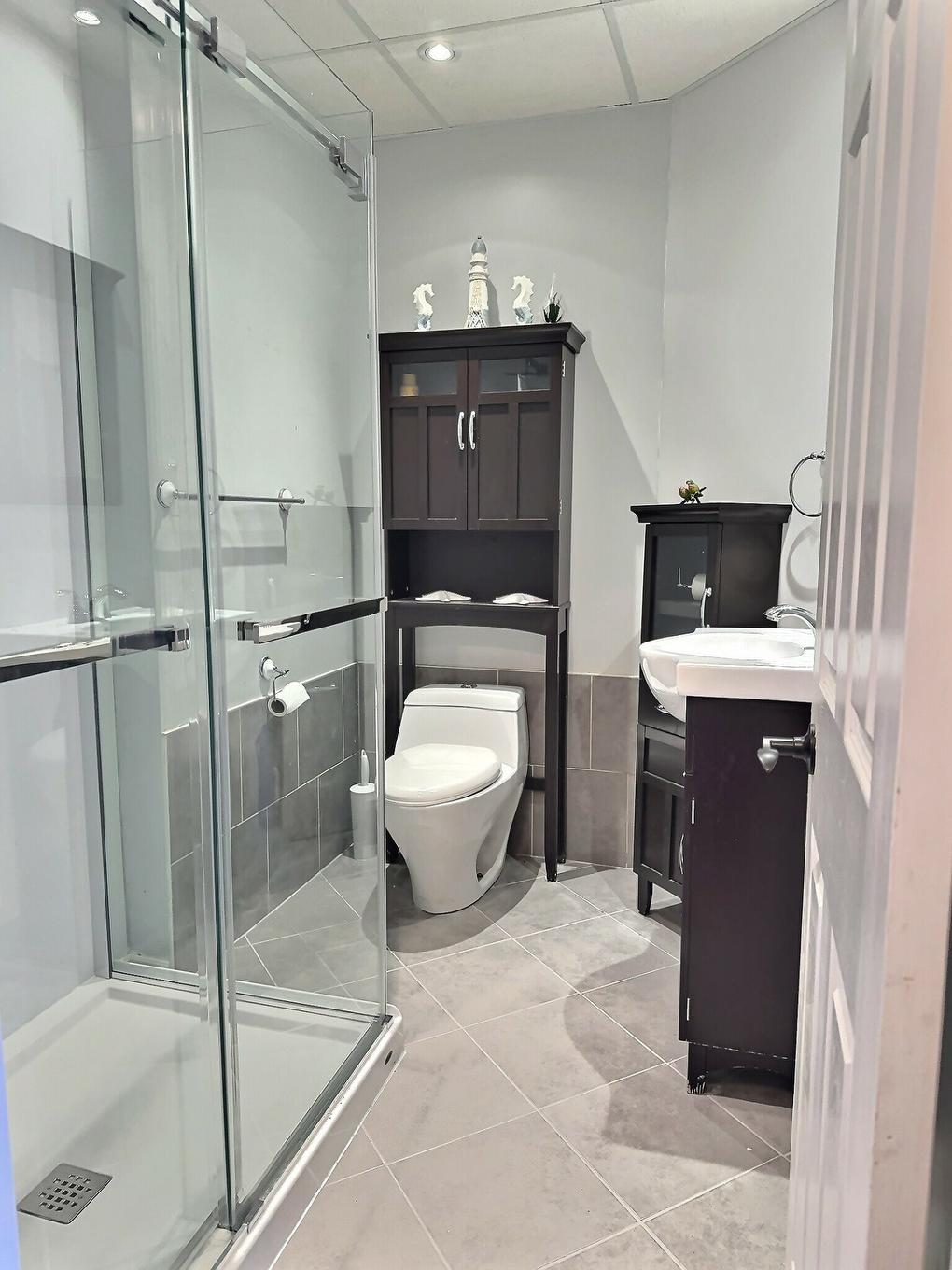 Salle de bains - 15 Rue De La Montagne, Ville-Marie, QC - Indoor Photo Showing Bathroom