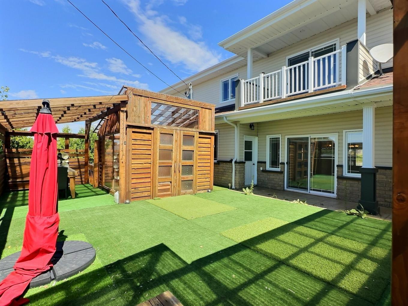 Cour - 15 Rue De La Montagne, Ville-Marie, QC - Outdoor