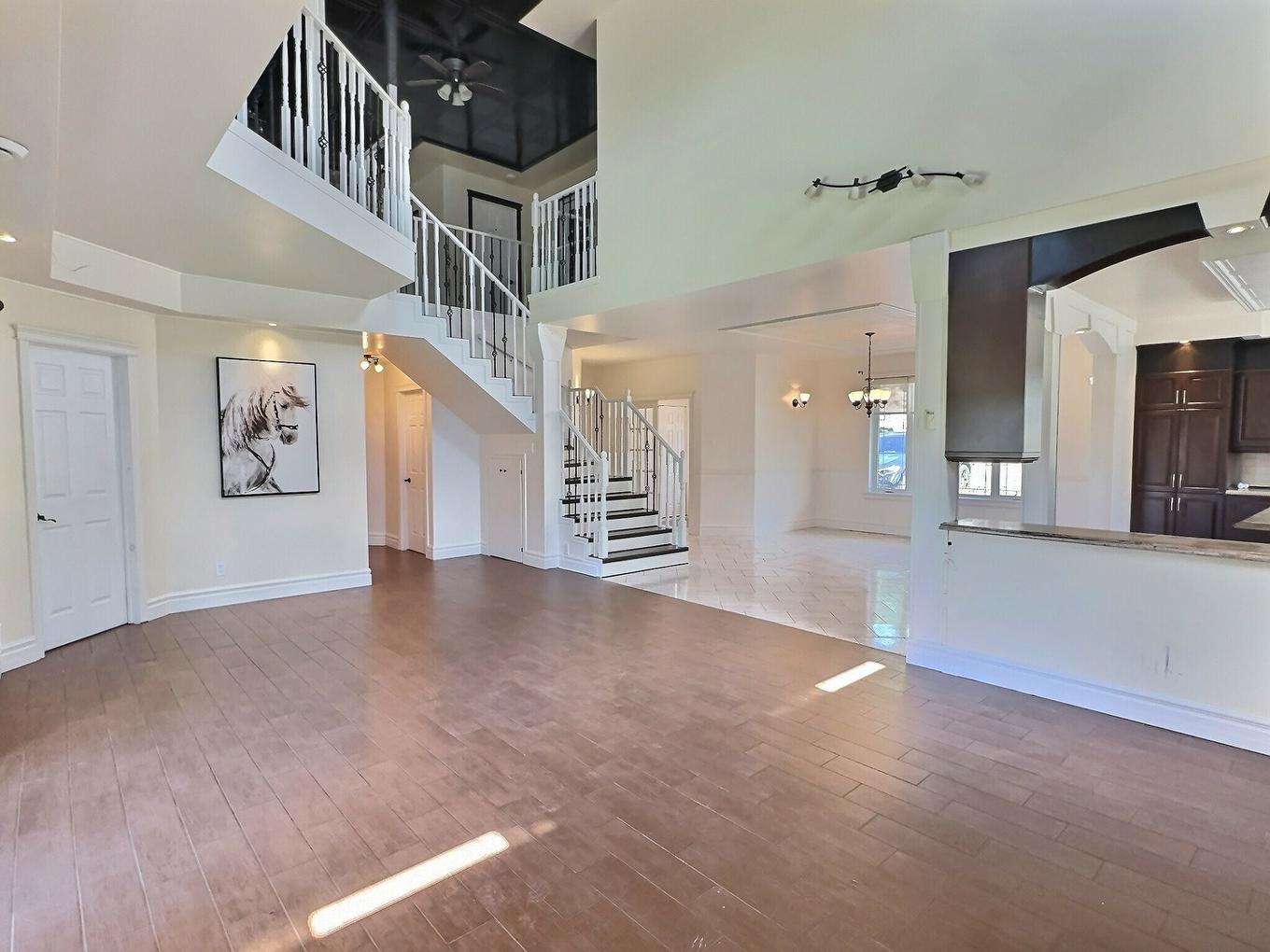 Salon - 15 Rue De La Montagne, Ville-Marie, QC - Indoor Photo Showing Other Room