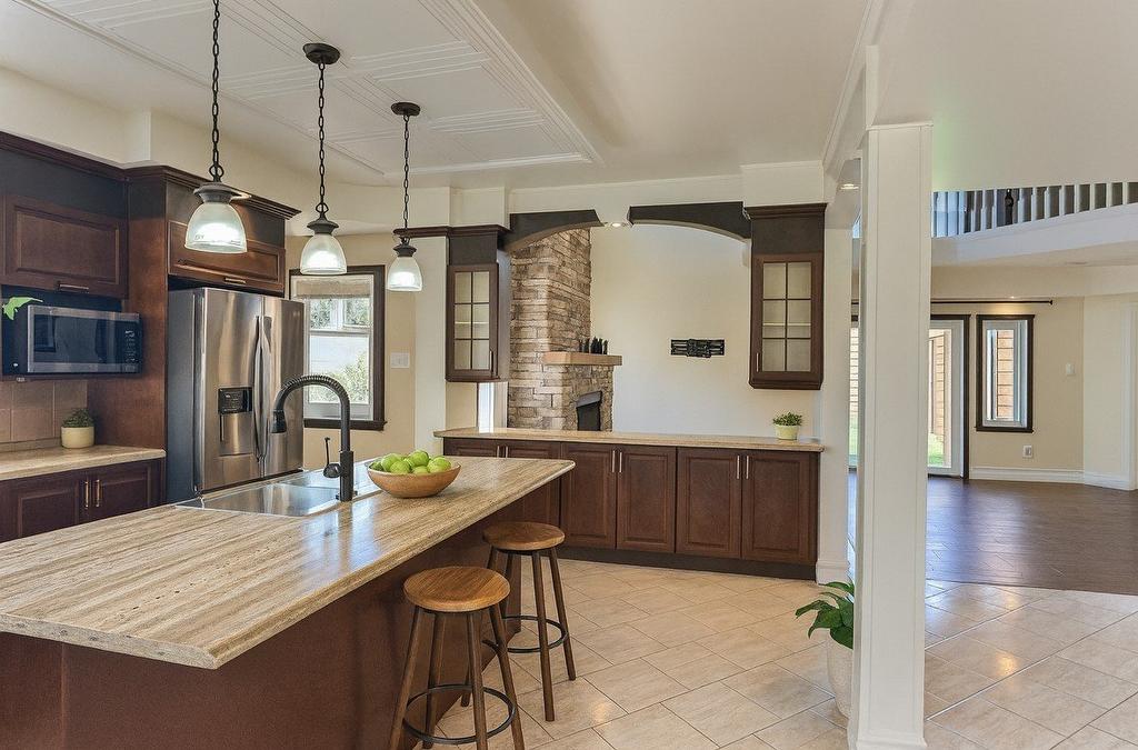 Cuisine - 15 Rue De La Montagne, Ville-Marie, QC - Indoor Photo Showing Kitchen