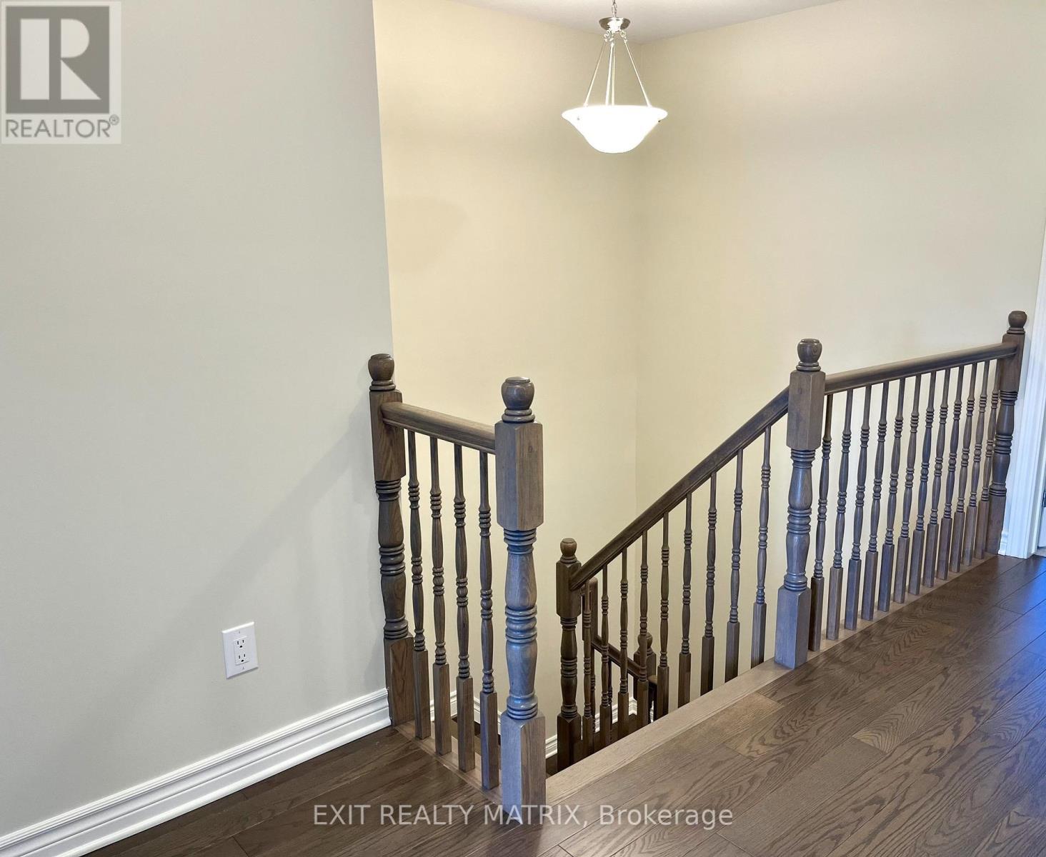 739 Namur Street, Russell, ON - Indoor Photo Showing Other Room