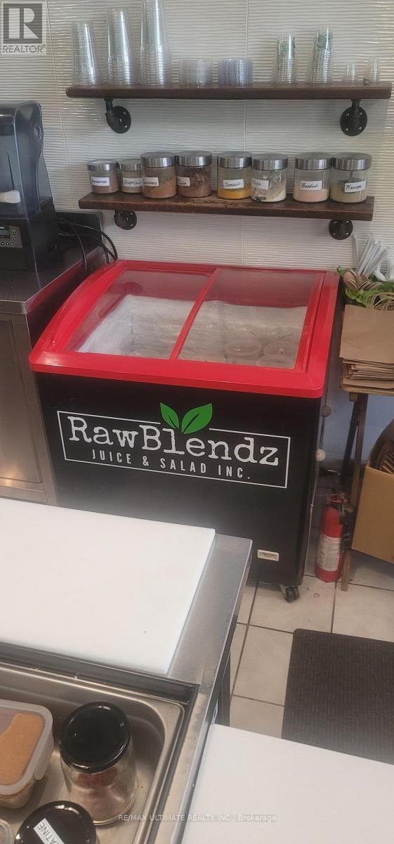 215 Lakeshore Road E, Mississauga, ON