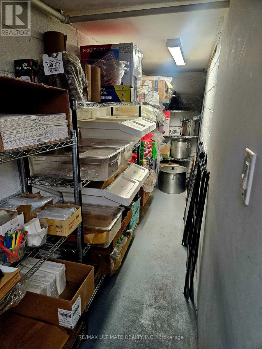 215 Lakeshore Road E, Mississauga, ON