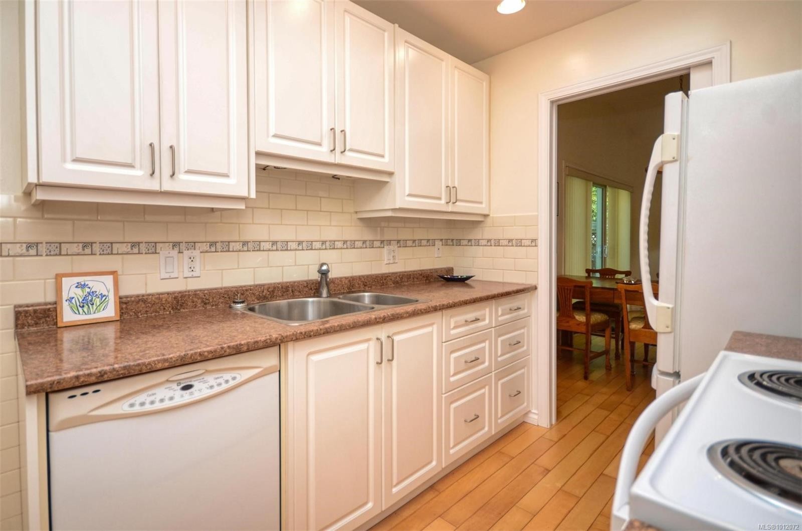 7-5156 Cordova Bay Rd, Saanich, BC