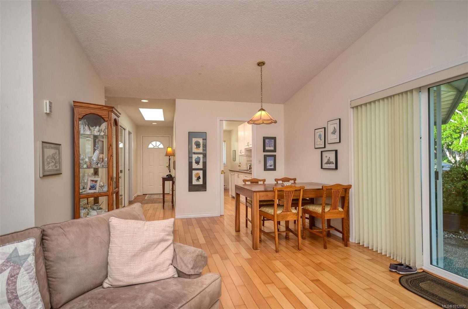 7-5156 Cordova Bay Rd, Saanich, BC