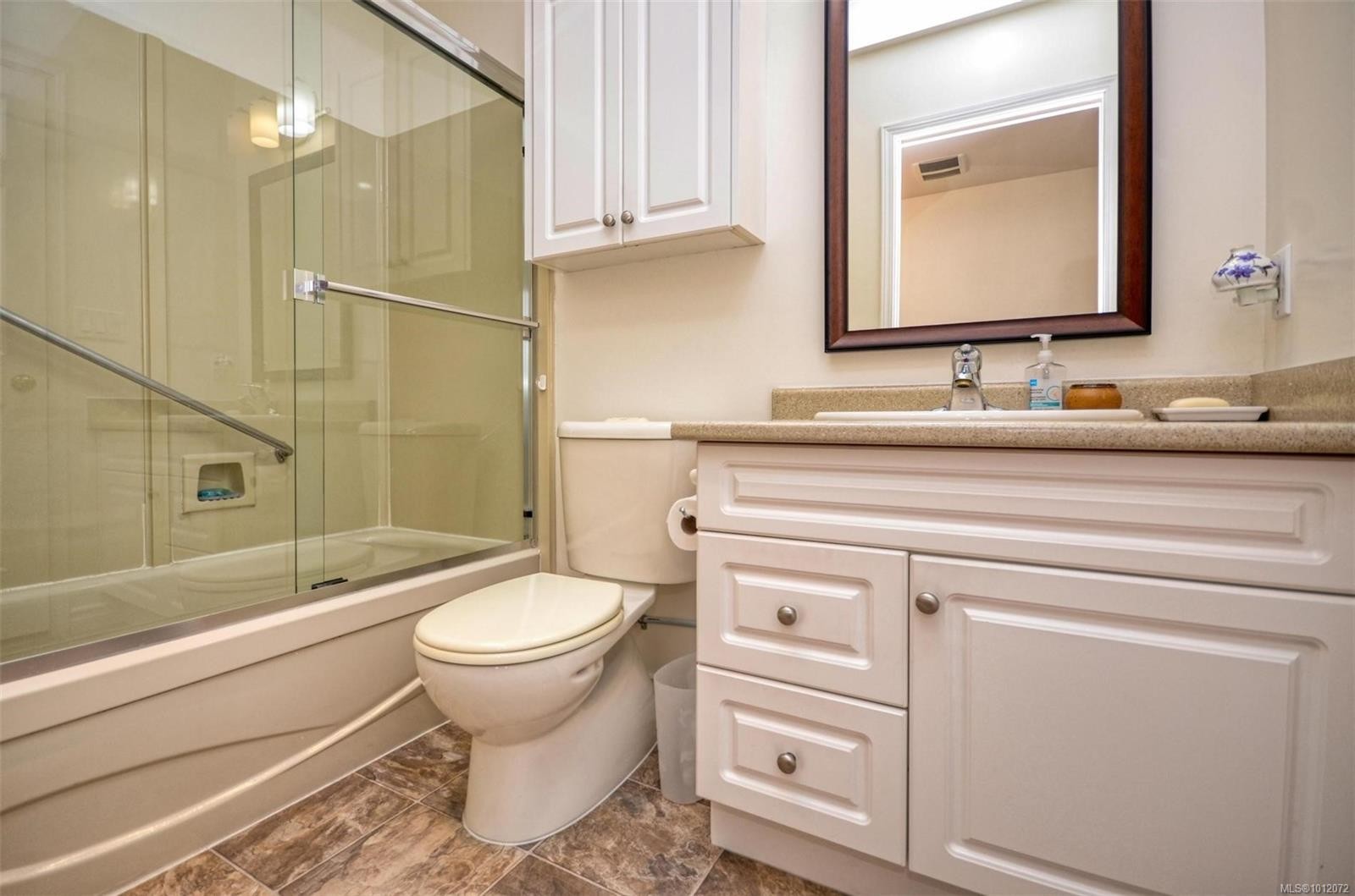 7-5156 Cordova Bay Rd, Saanich, BC