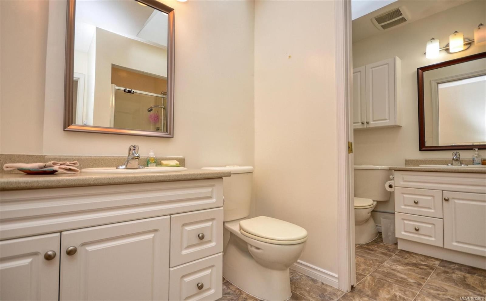 7-5156 Cordova Bay Rd, Saanich, BC