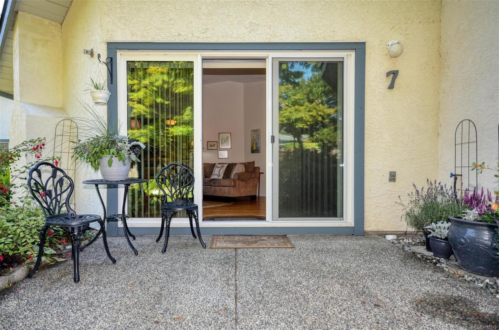 7-5156 Cordova Bay Rd, Saanich, BC