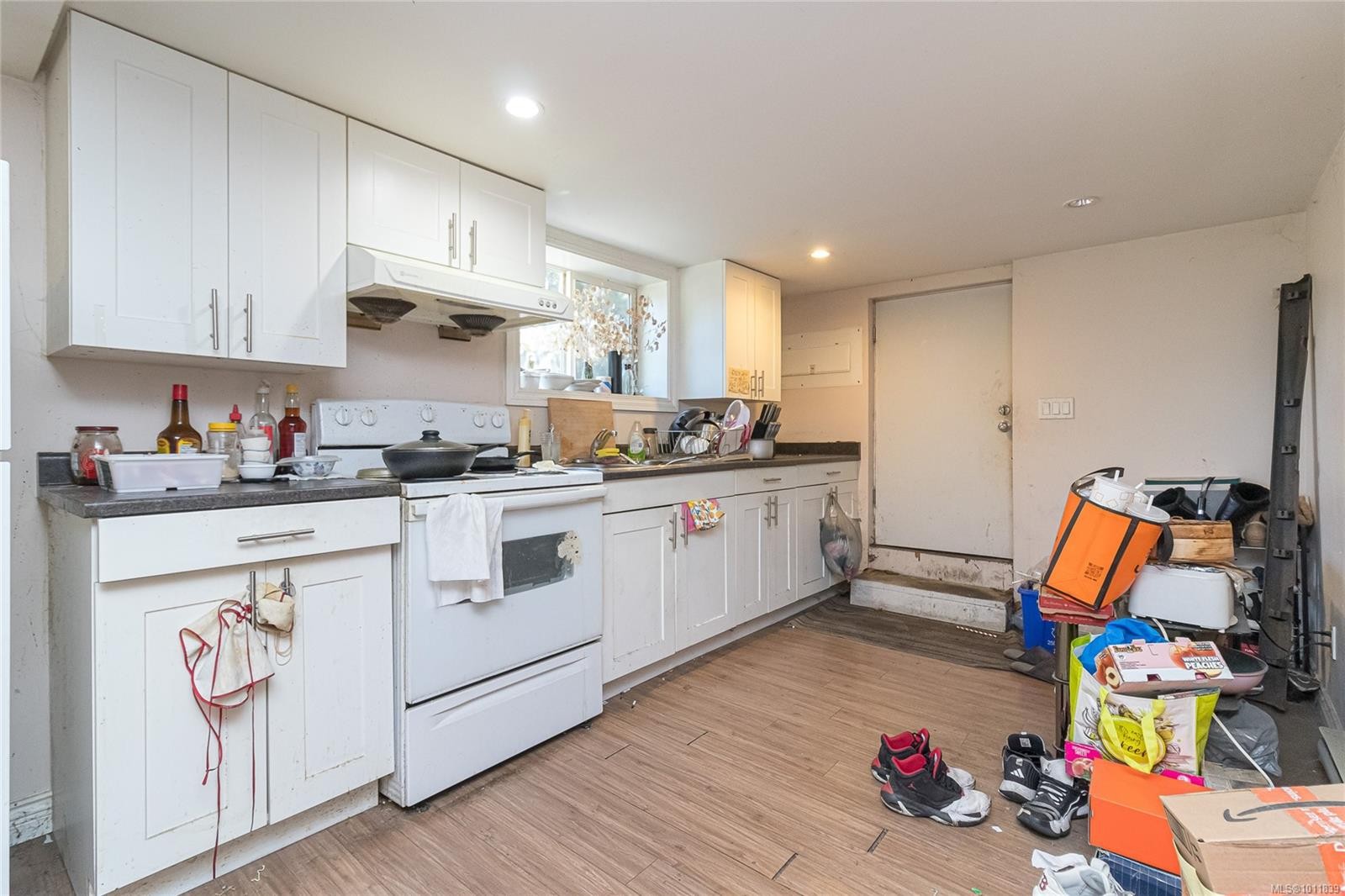 1237 Hillside Ave, Victoria, BC