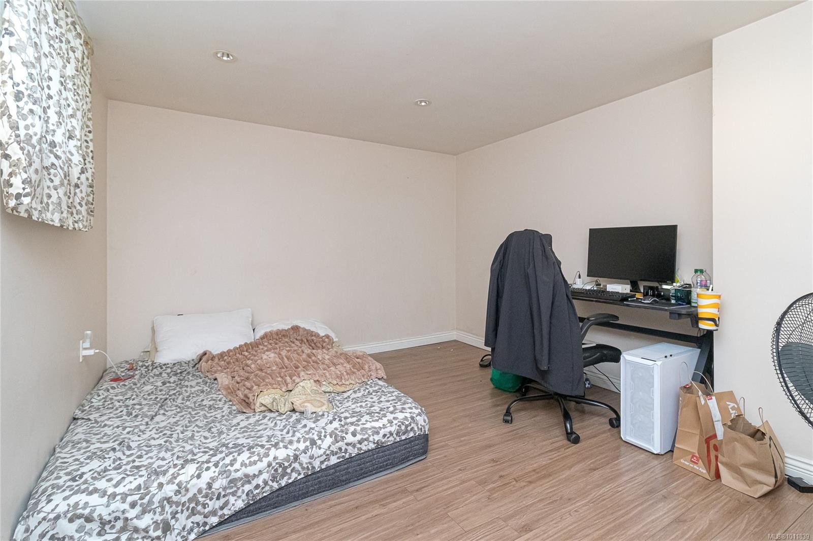 1237 Hillside Ave, Victoria, BC