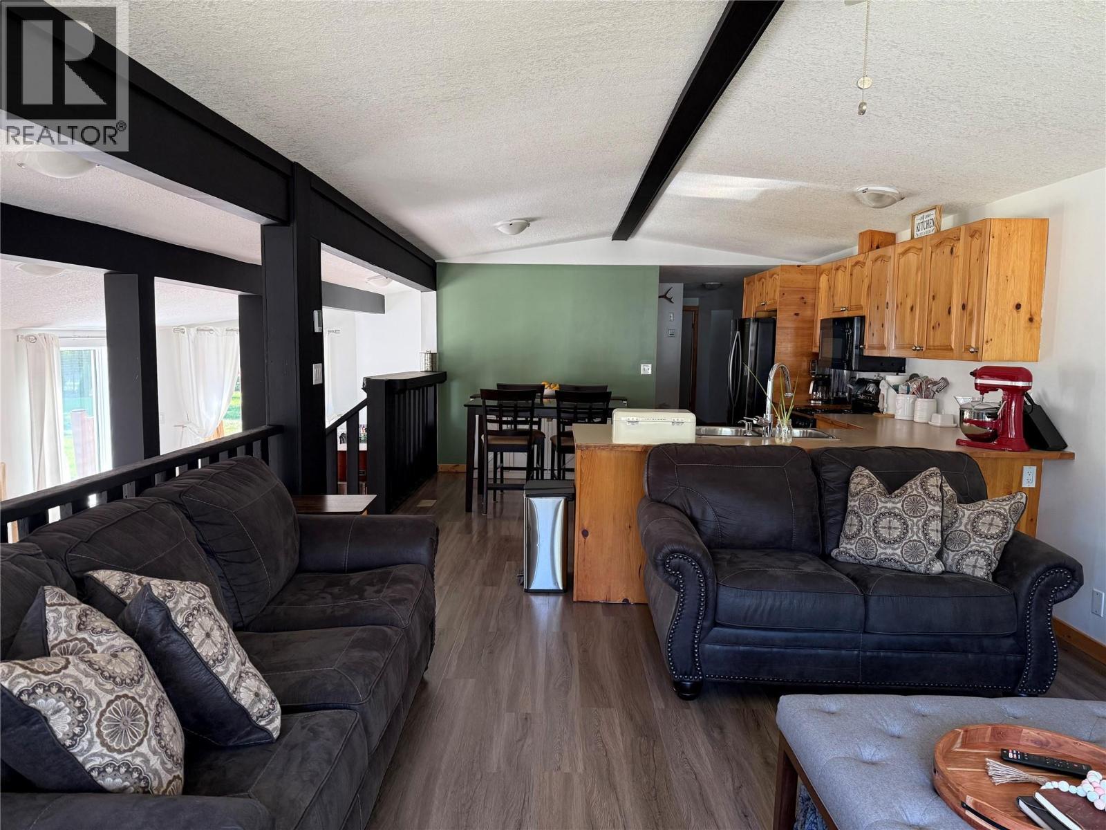 9220 Colomb Street, Elko, BC