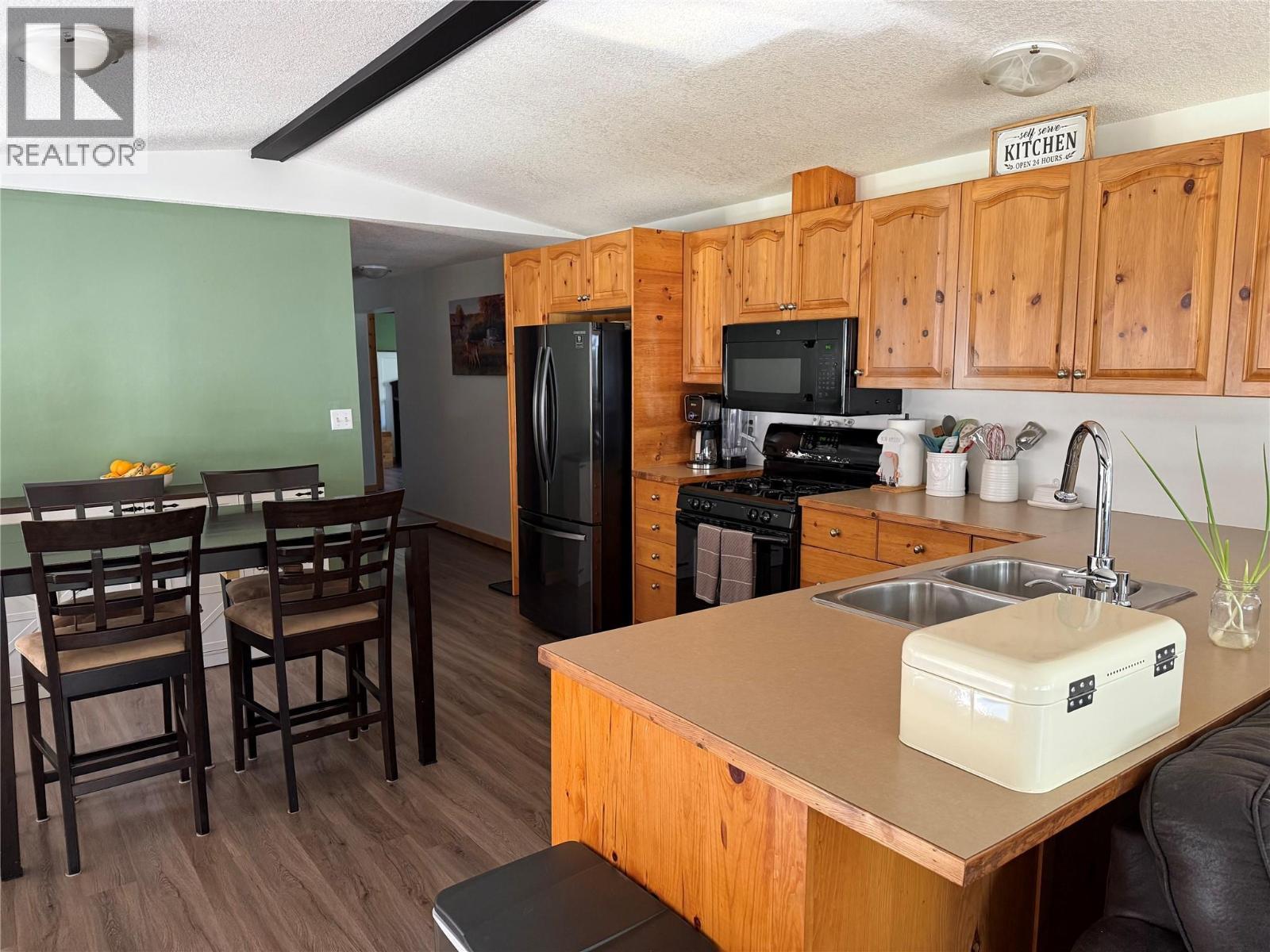 9220 Colomb Street, Elko, BC