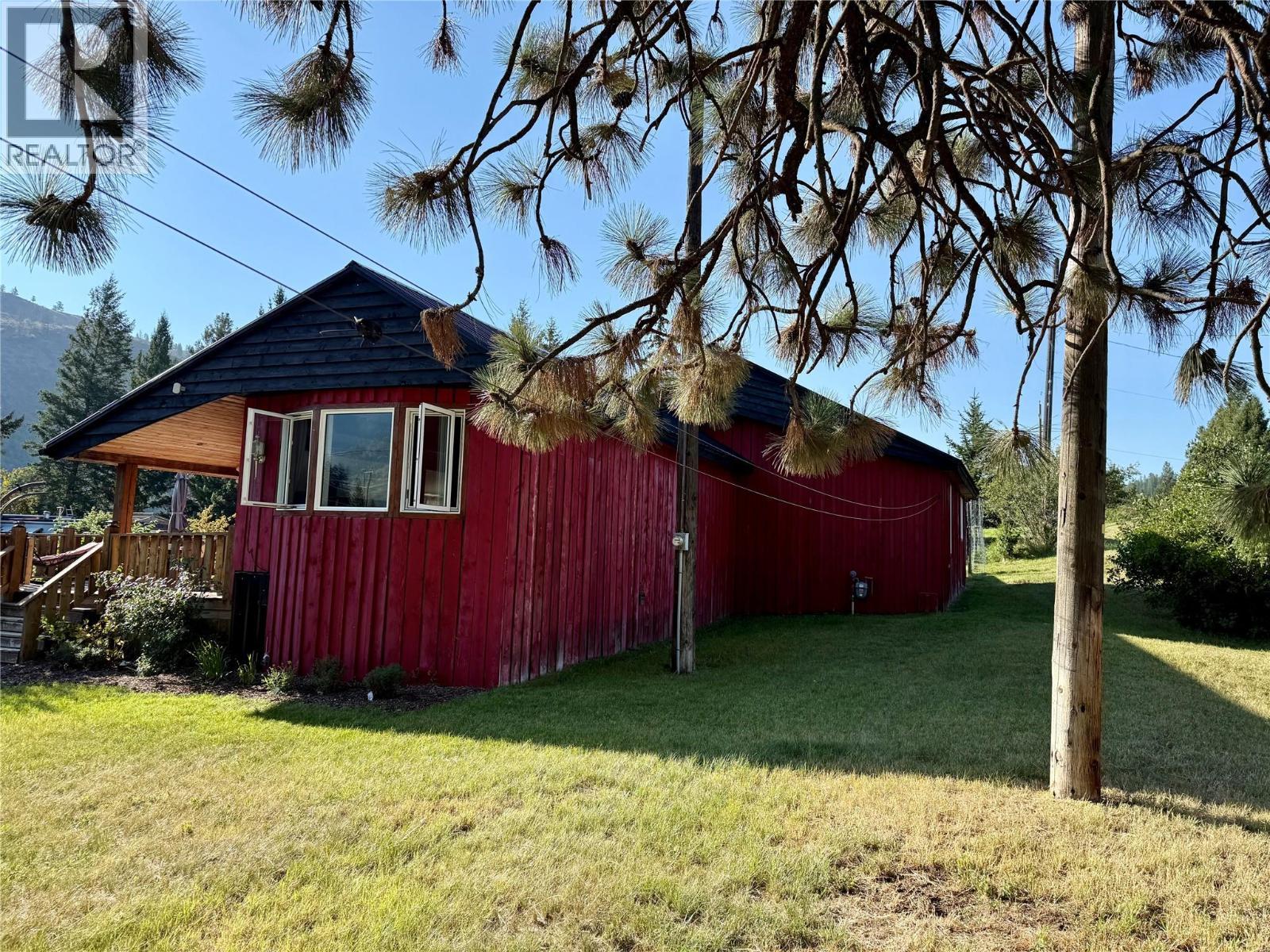 9220 Colomb Street, Elko, BC