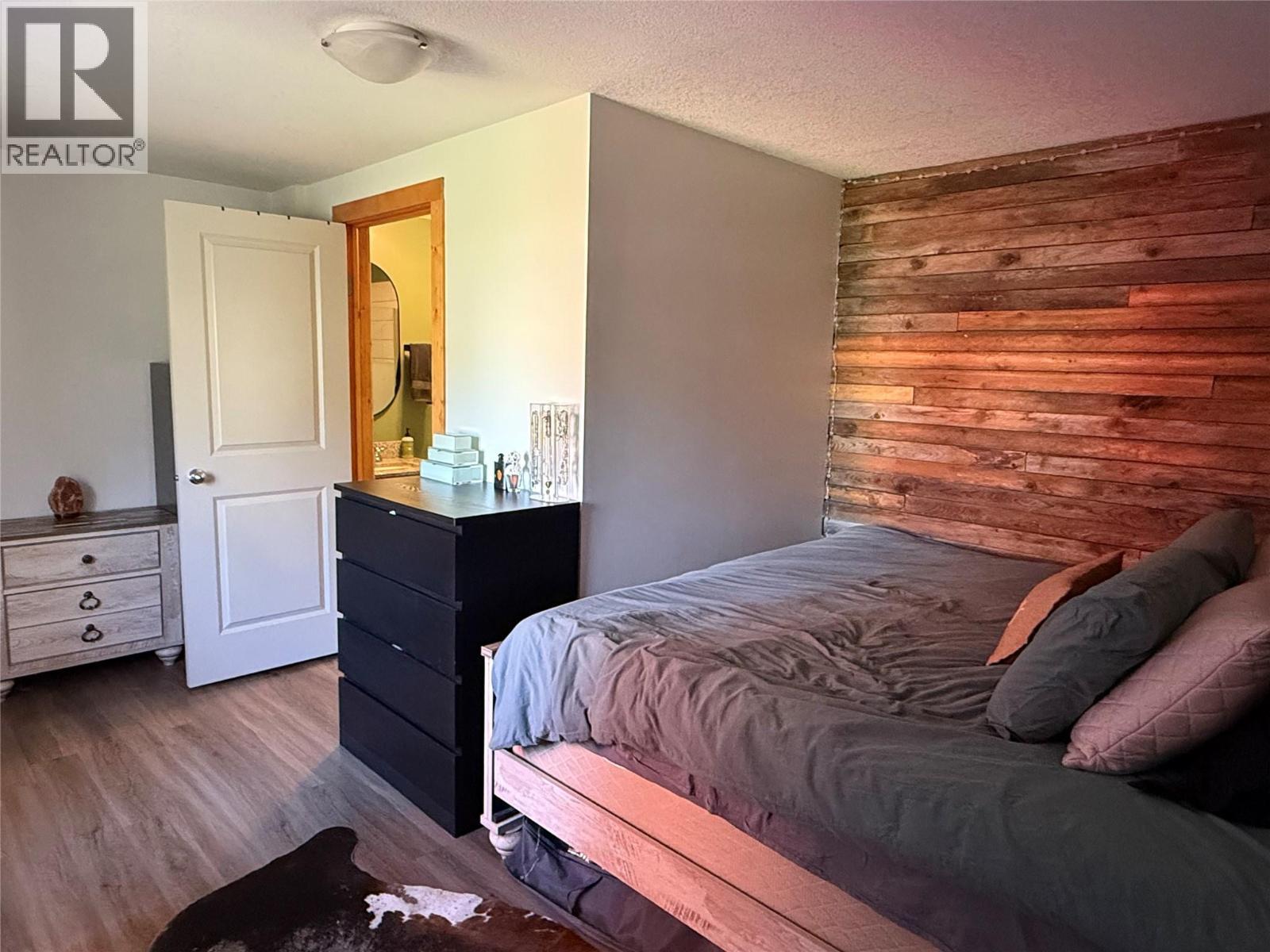 9220 Colomb Street, Elko, BC