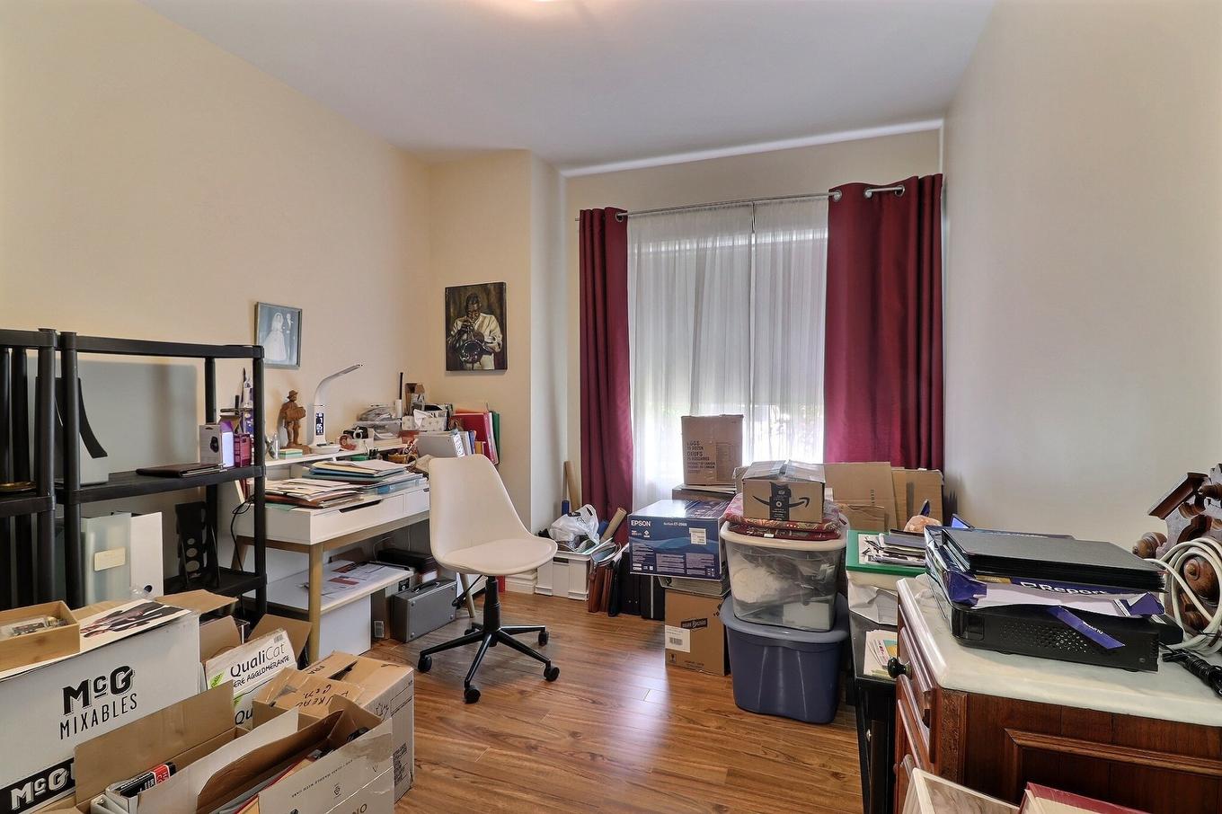 Chambre à coucher - 103A-2355 Rue Du Barachois, Québec (Les Rivières), QC - Indoor Photo Showing Office