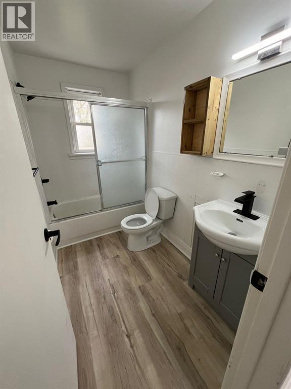 1742 Confederation Line Unit# 8, Sarnia, ON - Indoor Photo Showing Bathroom