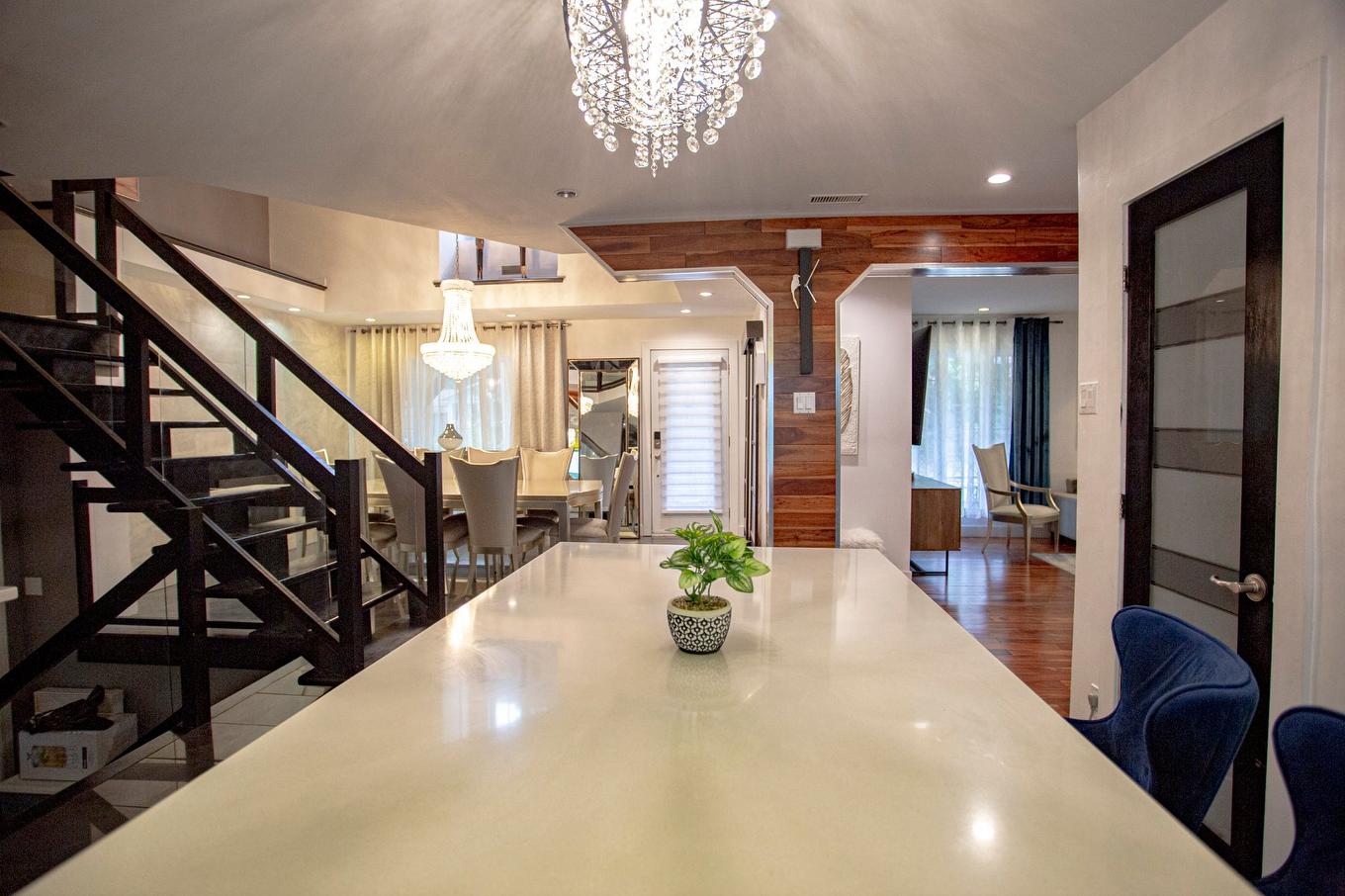 Dinette - 913 Rue Guy, Saint-Jérôme, QC - Indoor