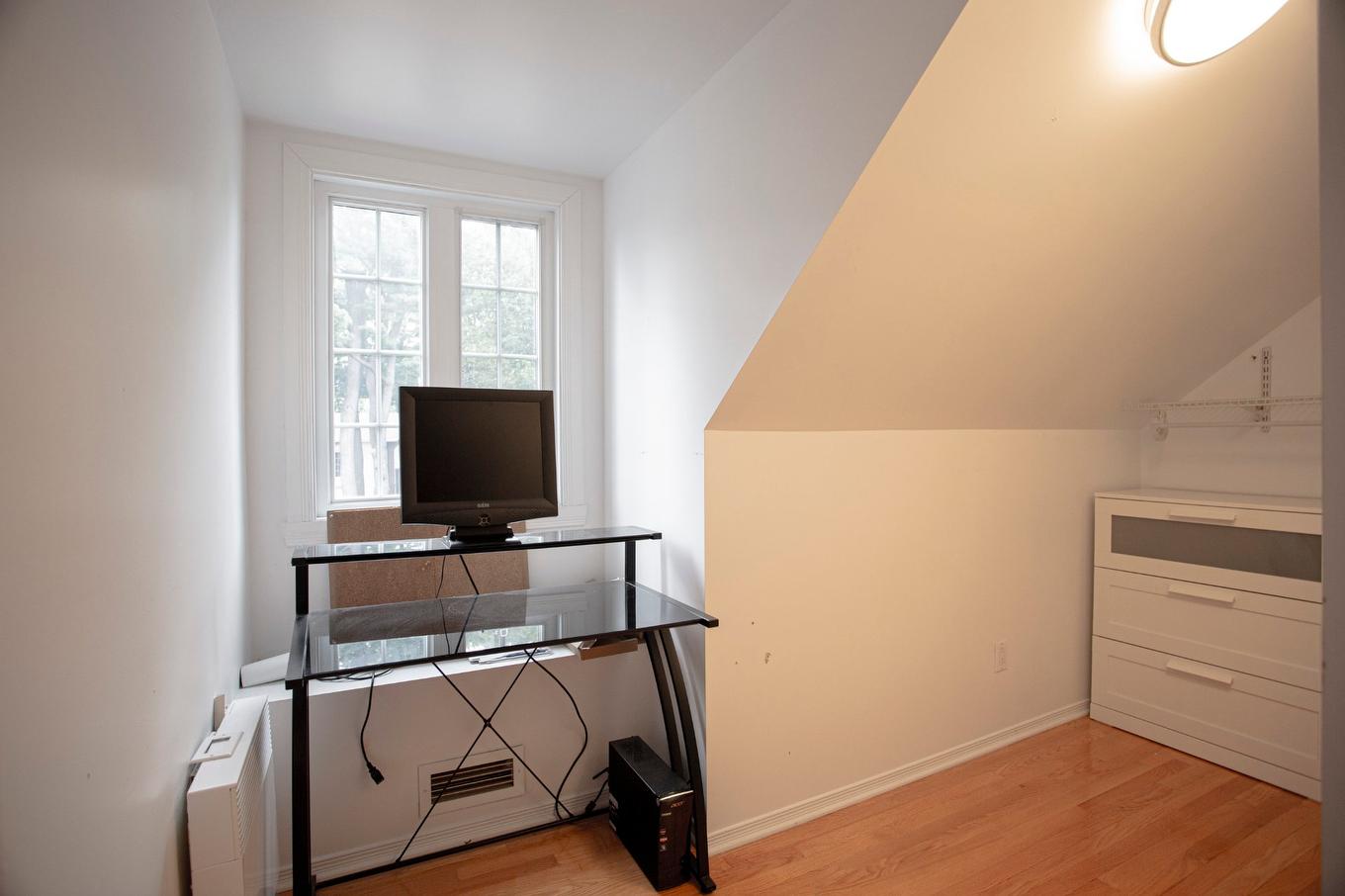 Bedroom - 913 Rue Guy, Saint-Jérôme, QC - Indoor Photo Showing Other Room