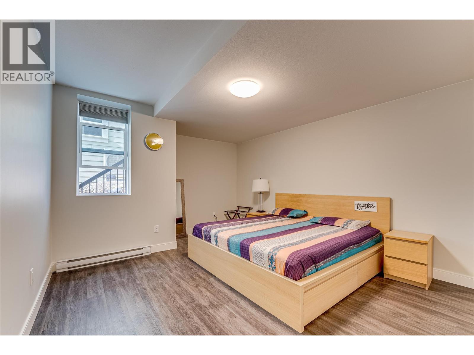 7429 Sun Peaks Drive, Vernon, BC - Indoor Photo Showing Bedroom