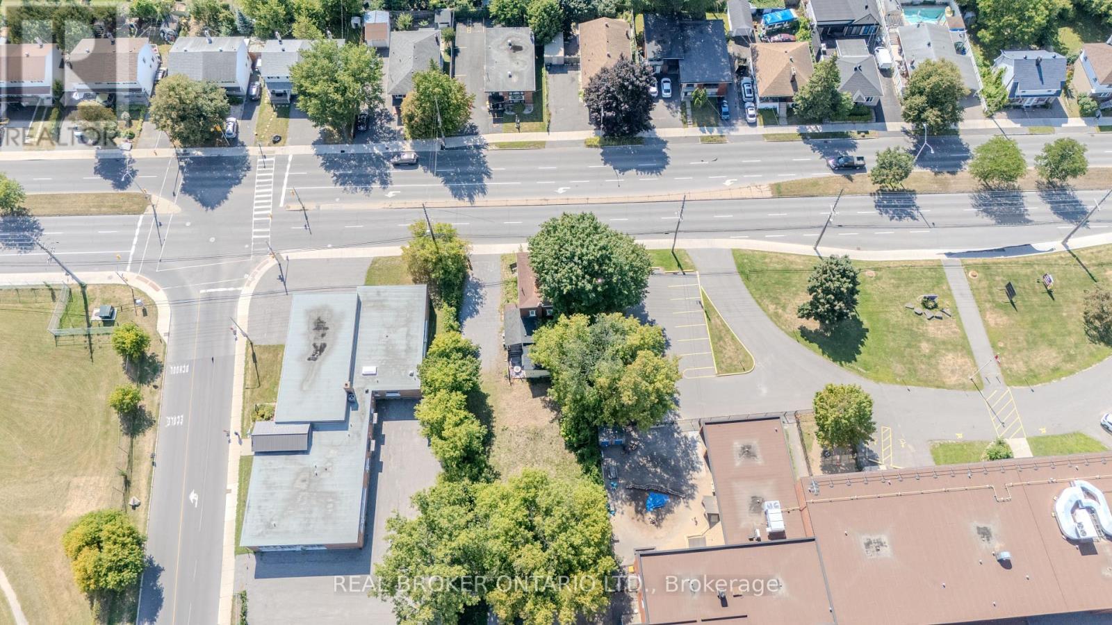 713 St Laurent Boulevard, Ottawa, ON - Outdoor With View