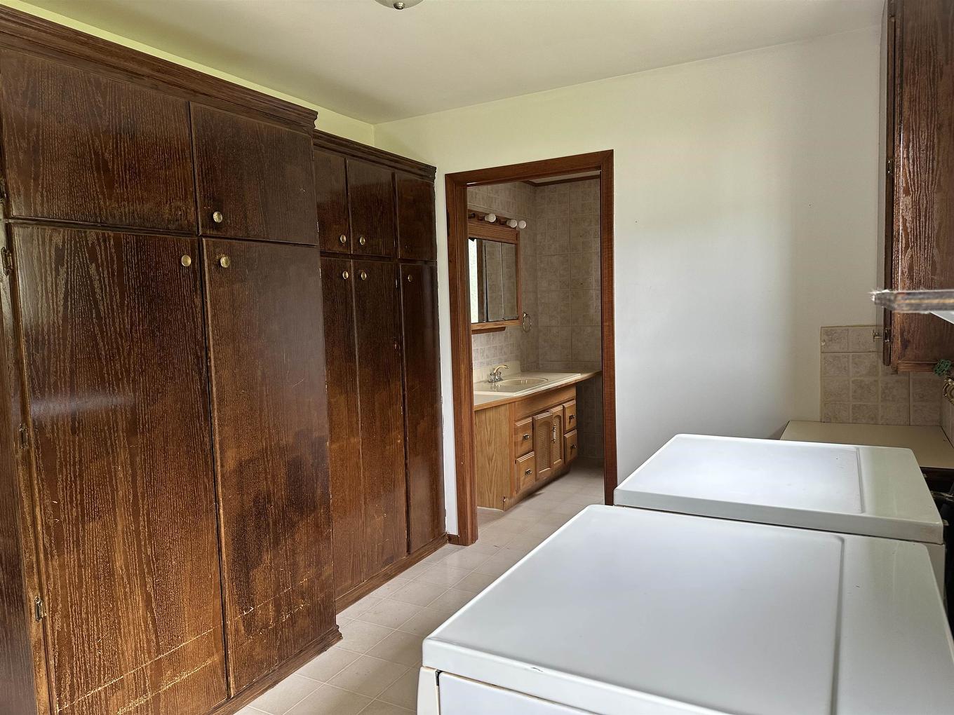 100 Centennial Drive, Schreiber, ON