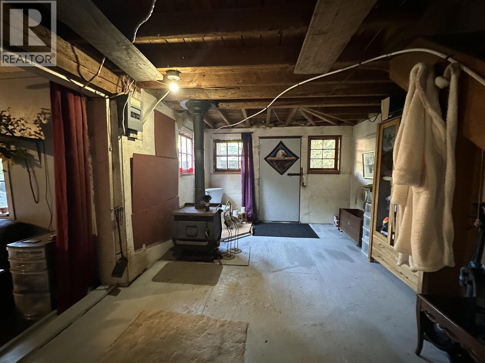 6390 Keithley Creek Road, Likely, BC - Indoor Photo Showing Basement