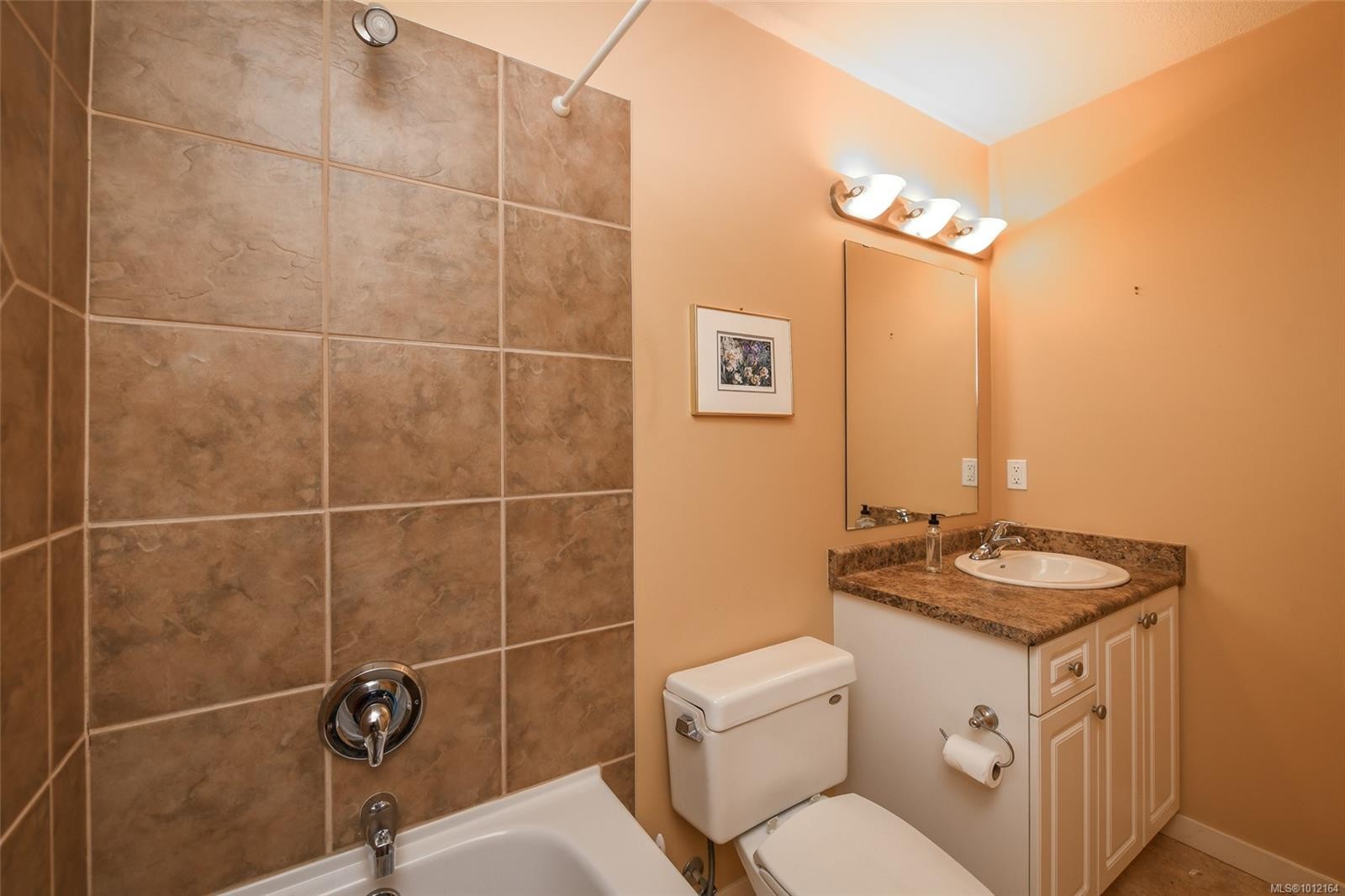 1-1050 8Th St, Courtenay, BC