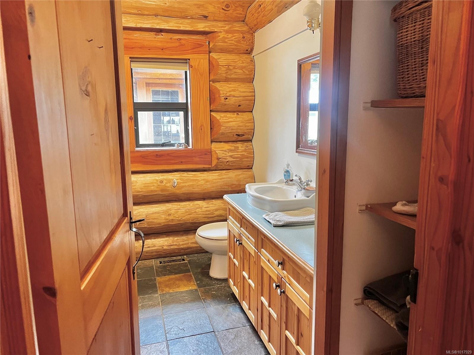 6645 Hillcrest Rd, Duncan, BC