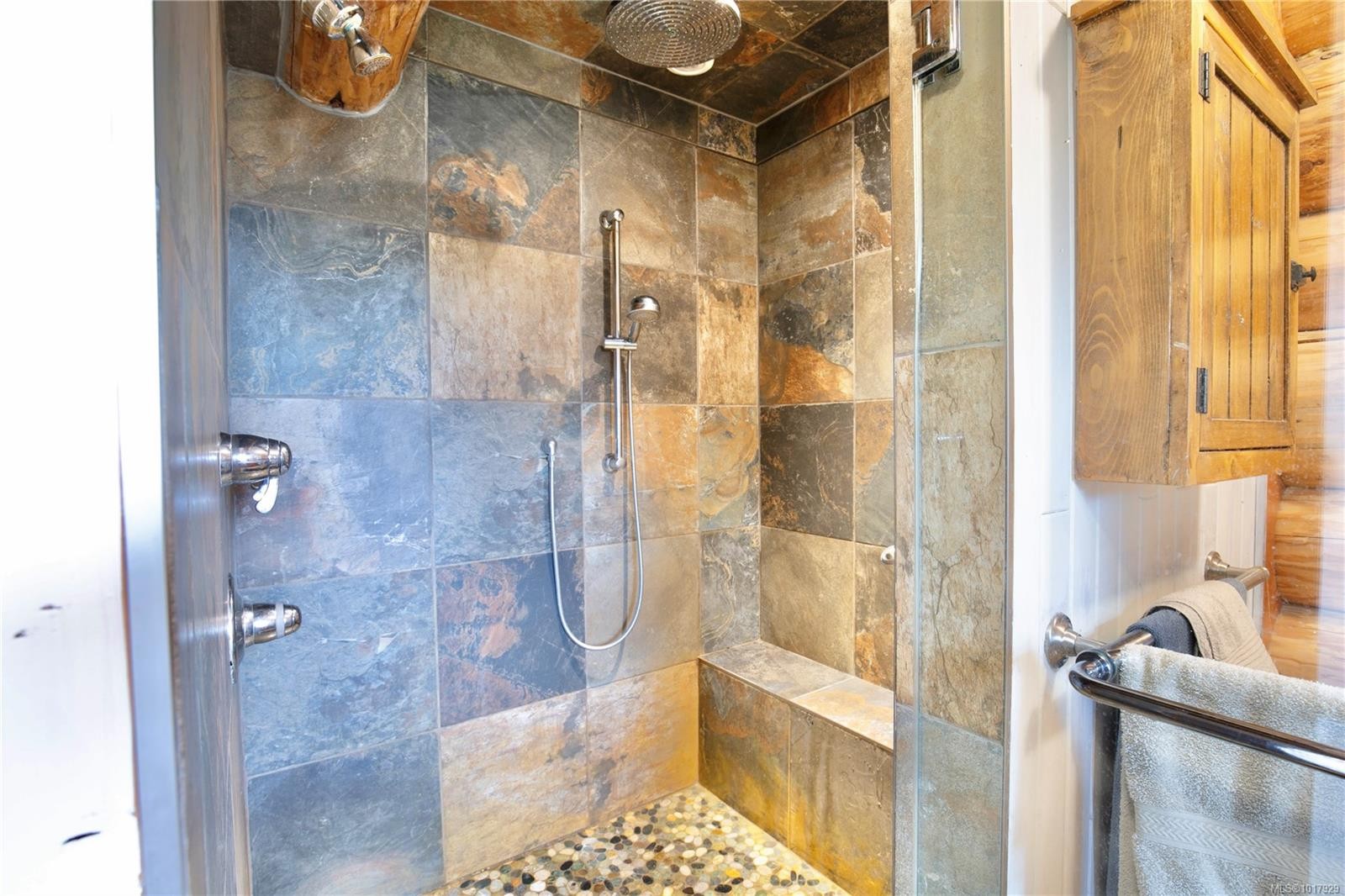 6645 Hillcrest Rd, Duncan, BC