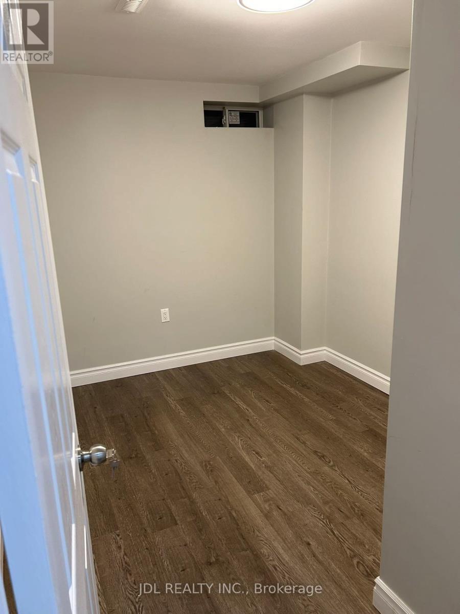 727 Caboto Trail, Markham, ON - Indoor Photo Showing Other Room