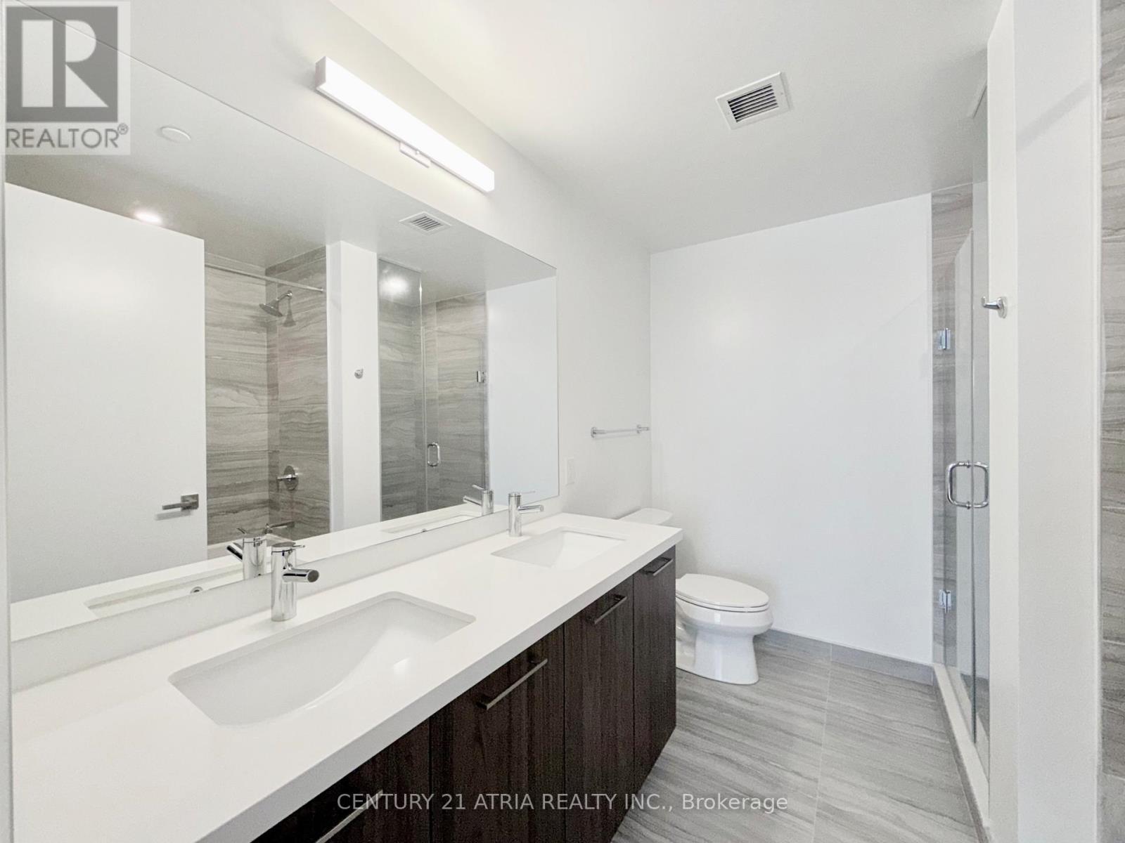 1003 - 33 Frederick Todd Way, Toronto, ON - Indoor Photo Showing Bathroom