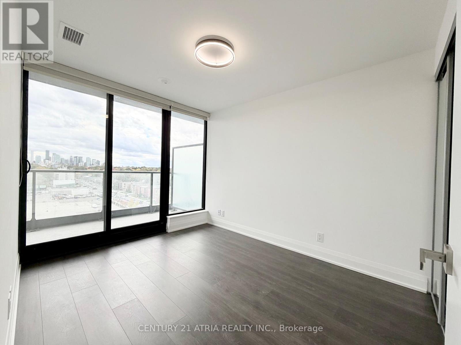 1003 - 33 Frederick Todd Way, Toronto, ON - Indoor Photo Showing Other Room